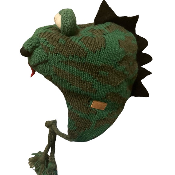 Ark Dragon Wool Toque - Picture 4 of 7